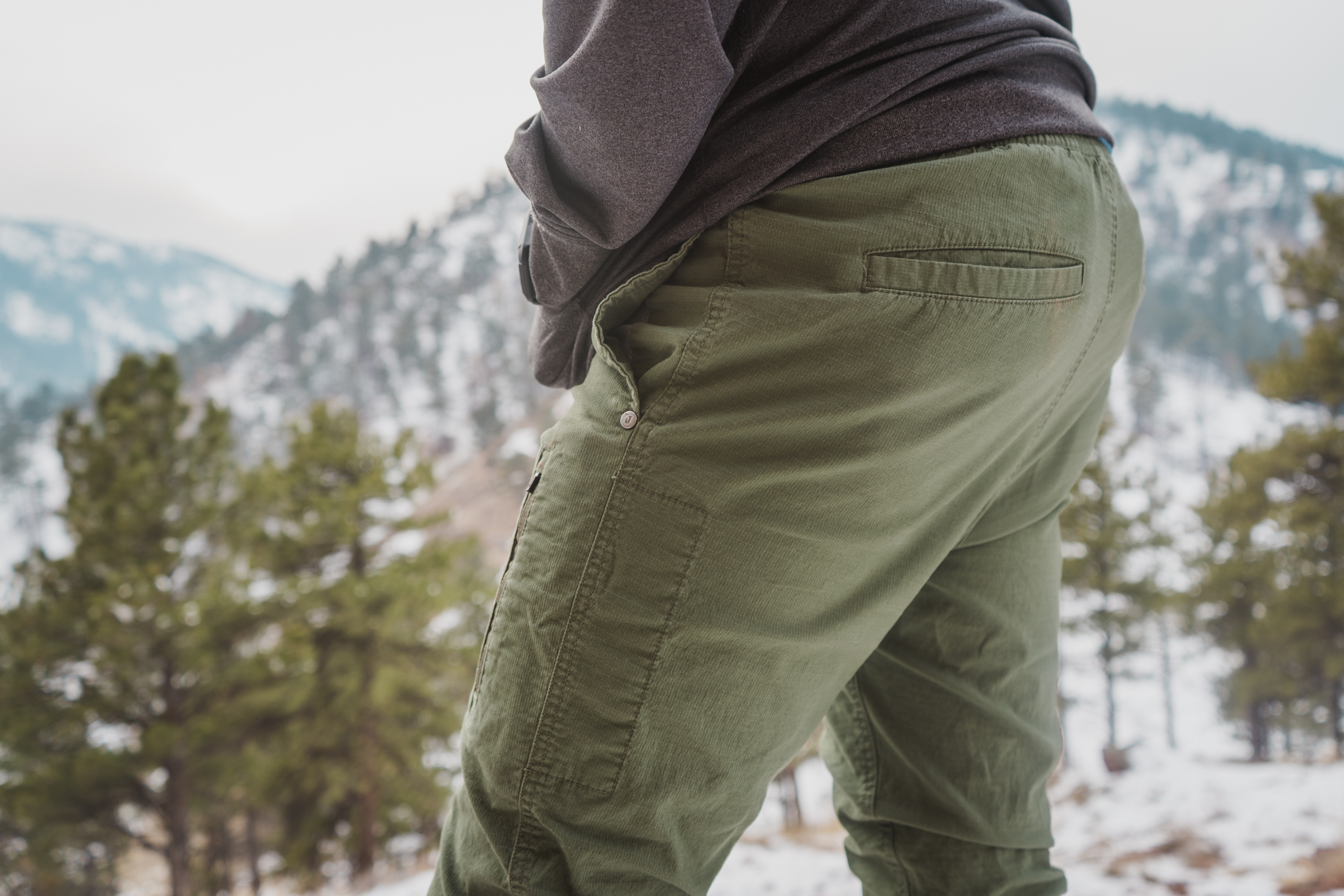 Product Review Vuori Clothing Huck Adventures