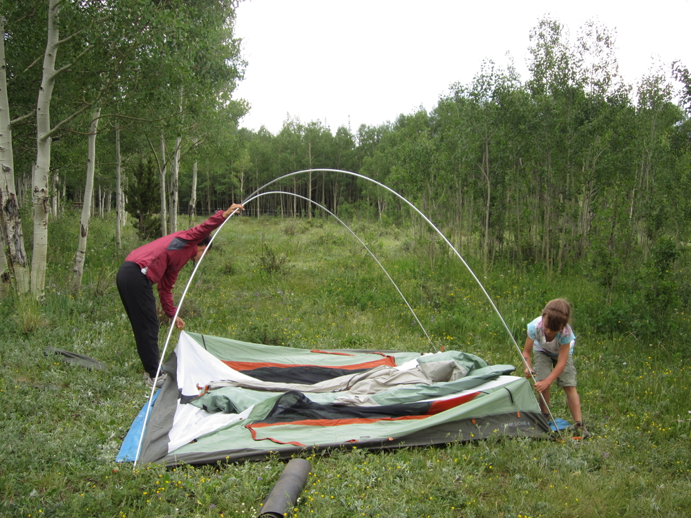 Setting up hotsell a tent