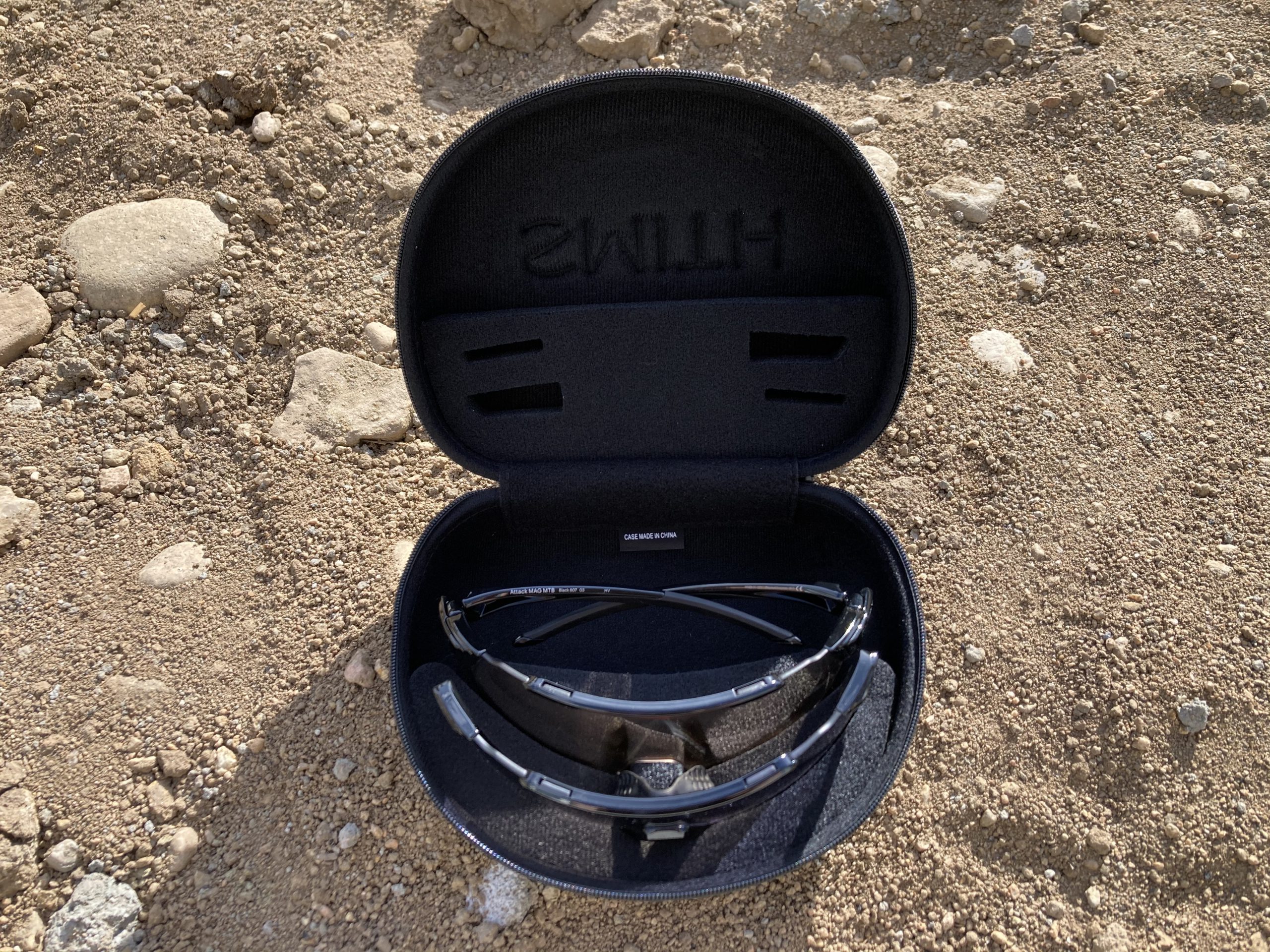 Gear Review: Smith Attack MAG MTB - Huck Adventures